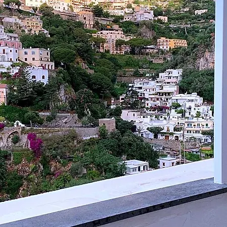 Mamma Mia Apartment